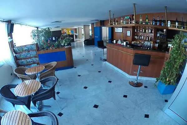 Ginosi Arizona Hotel Milaan